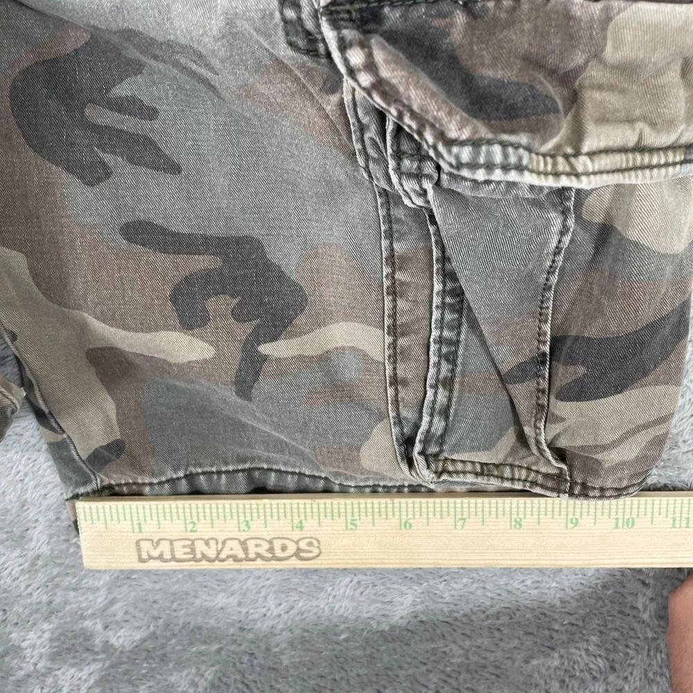 Old Navy Cargo Shorts Mens 32 Camo Green Baggy Y2K Cotton Outdoor Skater Work
